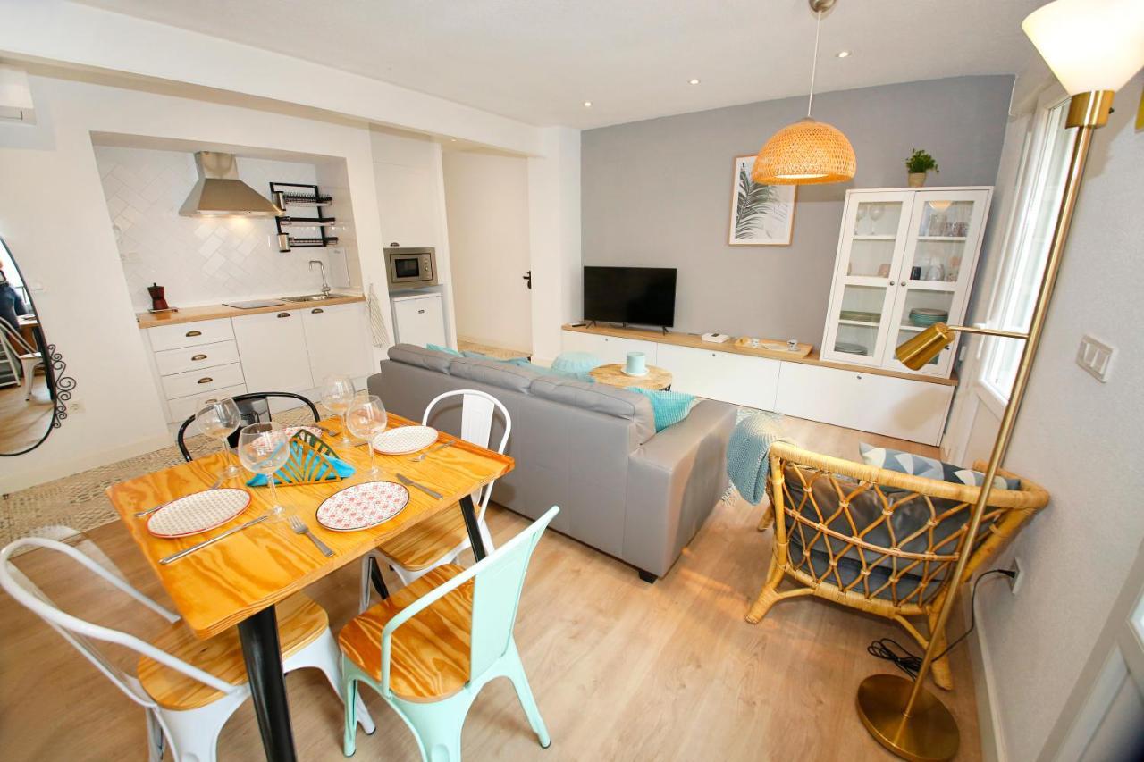 Apartament Old Town Beautiful With Ac